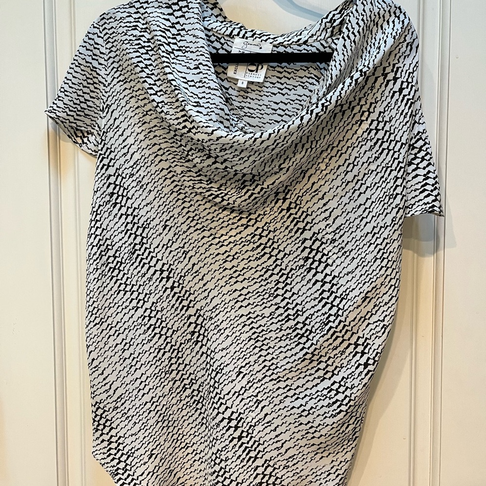 Silk cowl neck short sleeve blouse size small